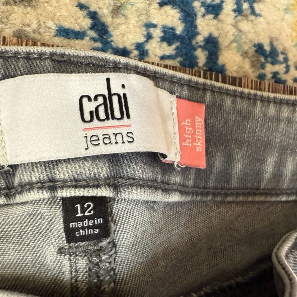 🔥CABI Women’s High Skinny Distressed Grey Jeans Grudge Cotton Blend Size 12 - Picture 5 of 8